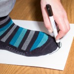 Step 2: With a pencil trace the shape of the foot in front of the toes